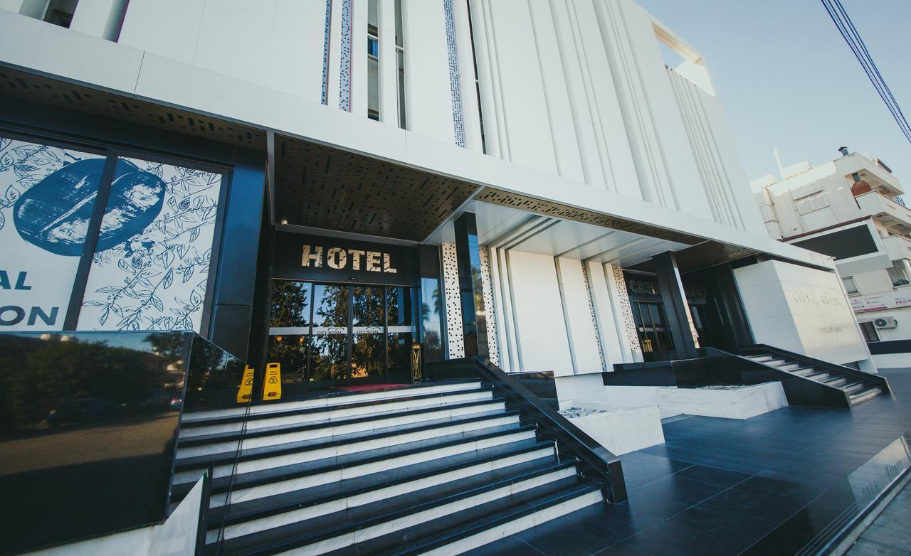 City Royal Hotel And Casino Nikósie Exteriér fotografie
